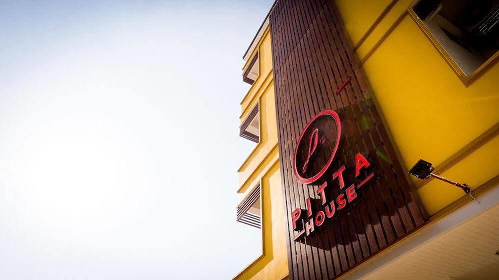 Krabi Pitta House Hotel Bagian luar foto